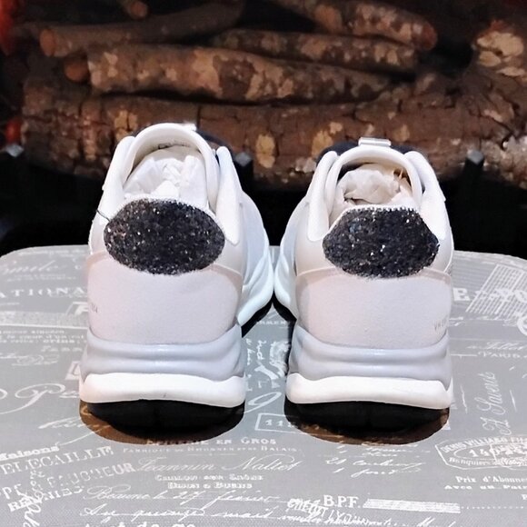 Vintage Havana Sneakers - Picture 5 of 6